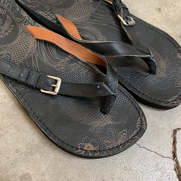 Lucky brand flip flops - Picture 3 of 8